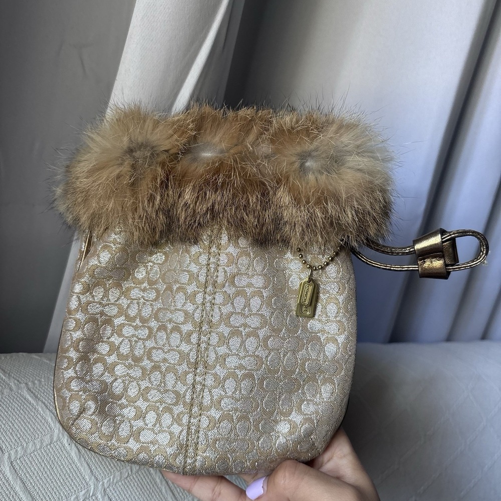 Vtg Coach Gold Signature Monogram Rabbit Fur Pouch Bag Fairycore Drawstring - Picture 3 of 7
